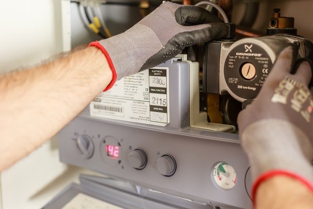 The Five Best Invoicing Software Programs for Plumbers